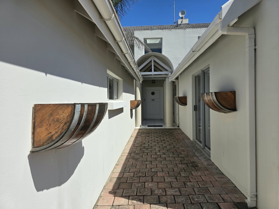4 Bedroom Property for Sale in Royal Alfred Marina Eastern Cape